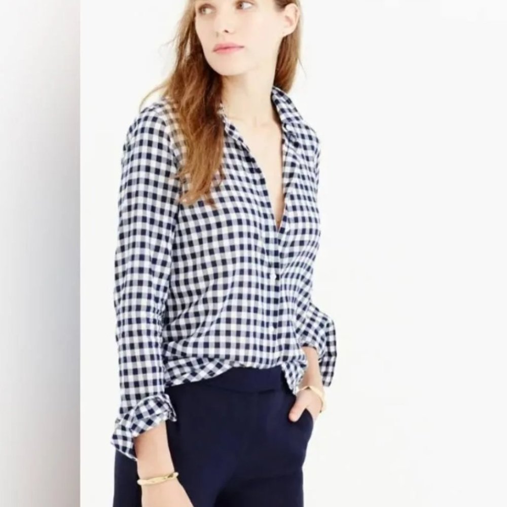 Gingham button down size S